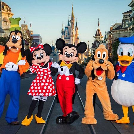 Superbe Villa Au Pied De Disneyland Et Val D'Europe Сери Екстериор снимка