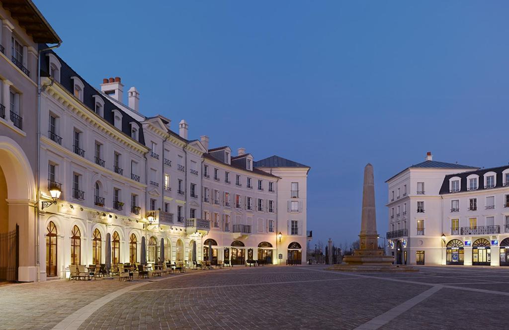 Superbe Villa Au Pied De Disneyland Et Val D'Europe Сери Екстериор снимка